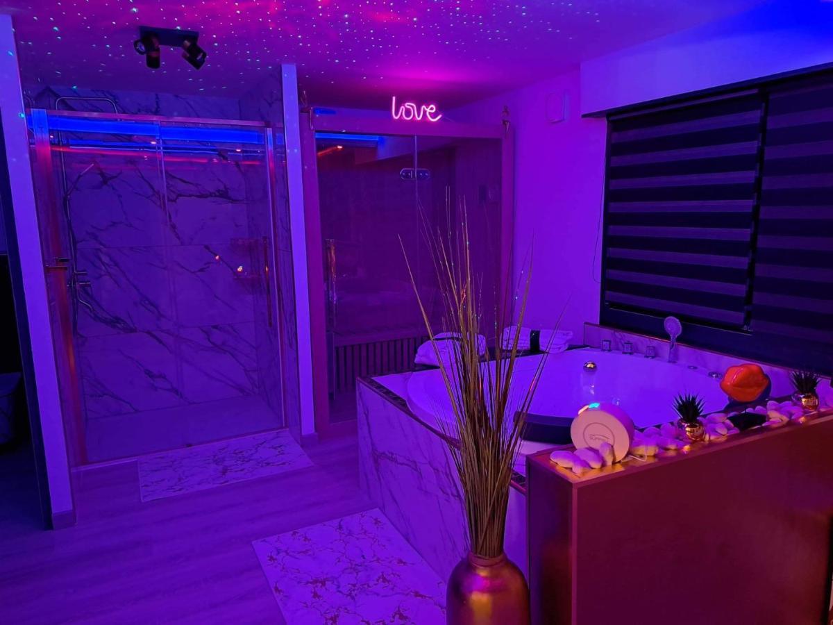 L'Aurore Suite De Charme, Clim Jacuzzi, Sauna, Piscine Chauffee Cuisine... Carpentras Exteriör bild
