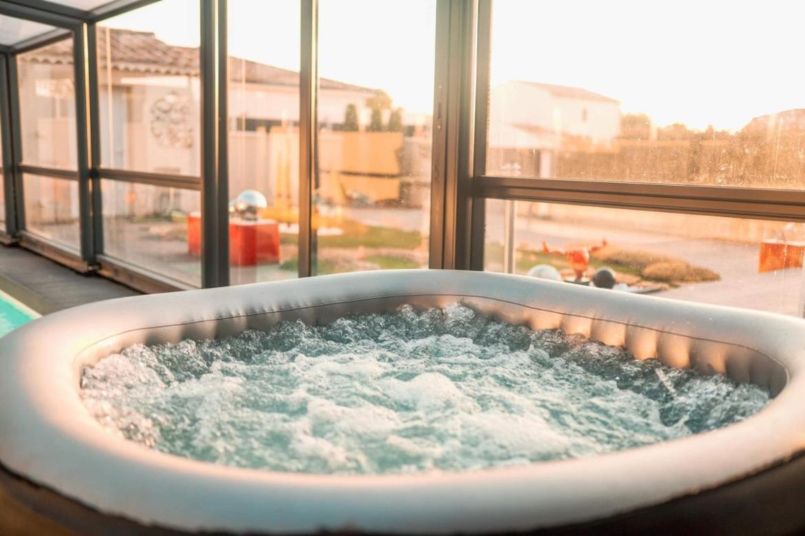 L'Aurore Suite De Charme, Clim Jacuzzi, Sauna, Piscine Chauffee Cuisine... Carpentras Exteriör bild