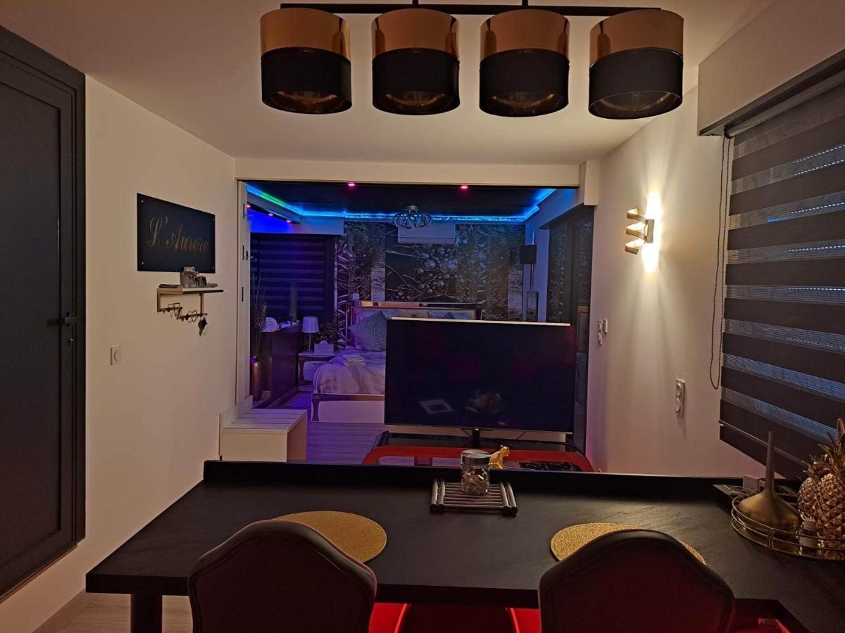 L'Aurore Suite De Charme, Clim Jacuzzi, Sauna, Piscine Chauffee Cuisine... Carpentras Exteriör bild