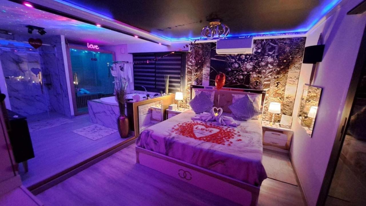 L'Aurore Suite De Charme, Clim Jacuzzi, Sauna, Piscine Chauffee Cuisine... Carpentras Exteriör bild
